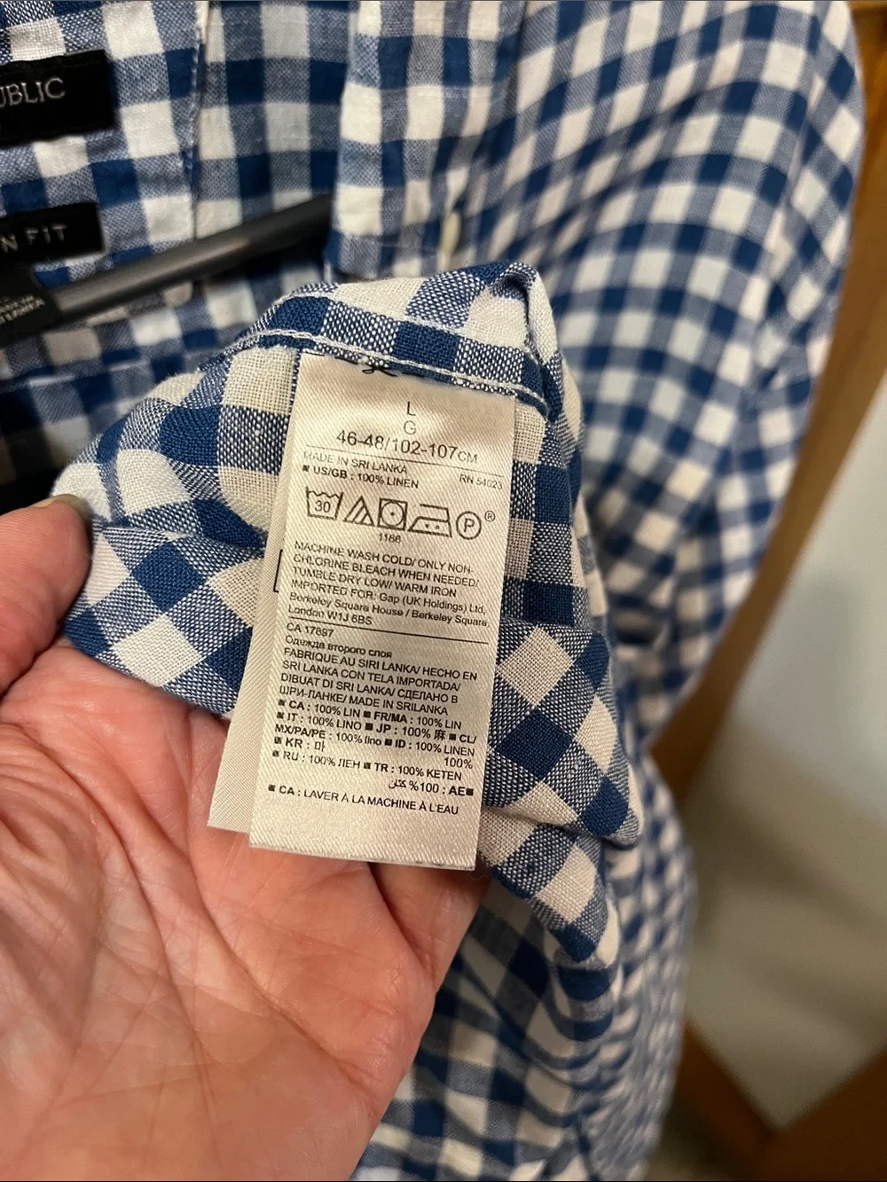 Banana Republic Navy and White Gingham Short-Sleeve Button-Down Shirt